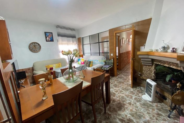 Image No.3-Maison de ville de 4 chambres à vendre à Lúcar