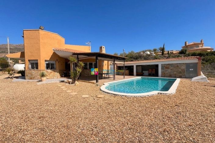 Image No.2-3 Bed Villa for sale