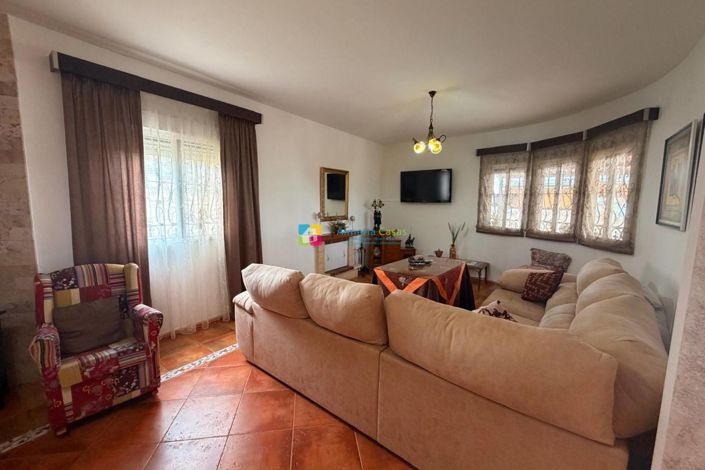 Image No.7-3 Bed Villa for sale