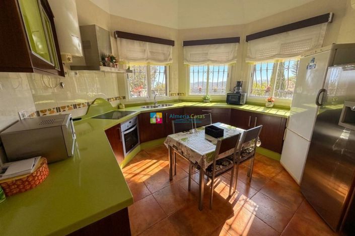 Image No.8-3 Bed Villa for sale