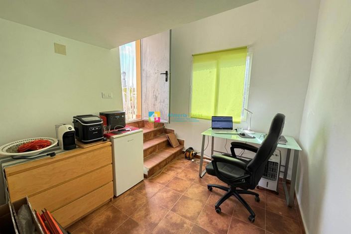 Image No.26-2 Bed Townhouse for sale