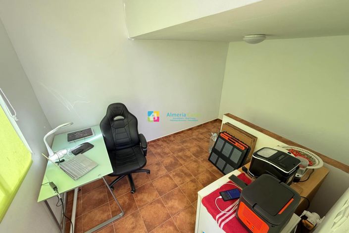 Image No.27-2 Bed Townhouse for sale