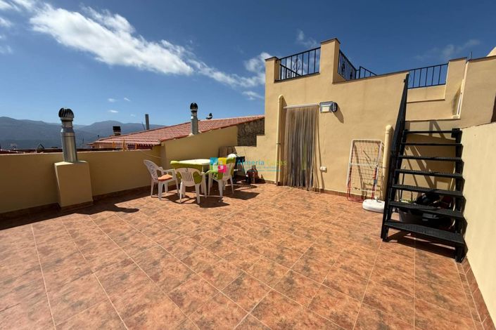 Image No.28-2 Bed Townhouse for sale