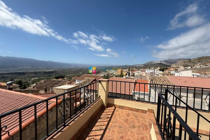 Image No.31-2 Bed Townhouse for sale