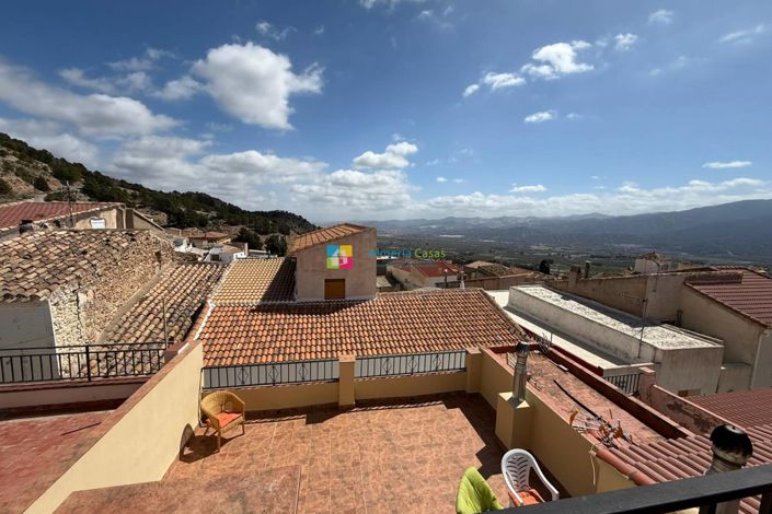 Image No.32-2 Bed Townhouse for sale