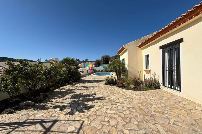 Image No.27-3 Bed Villa for sale