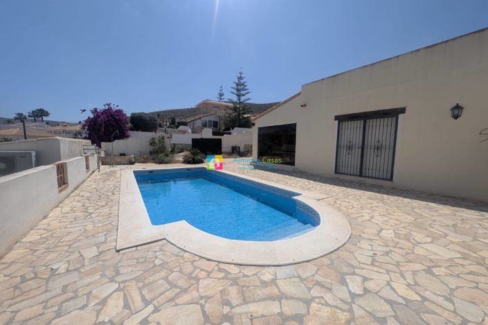 Image No.35-3 Bed Villa for sale
