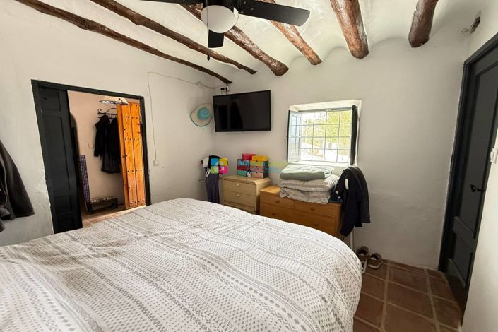 Image No.19-5 Bed Country House for sale