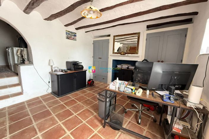Image No.22-Maison de campagne de 5 chambres à vendre à Oria
