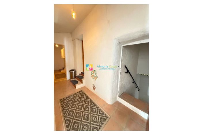 Image No.24-5 Bed Country House for sale