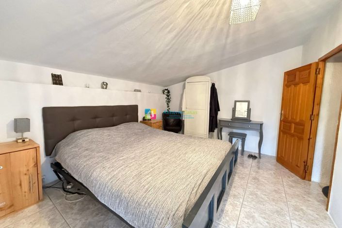 Image No.29-5 Bed Country House for sale