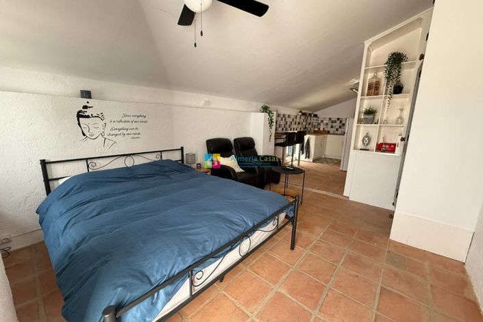 Image No.35-5 Bed Country House for sale