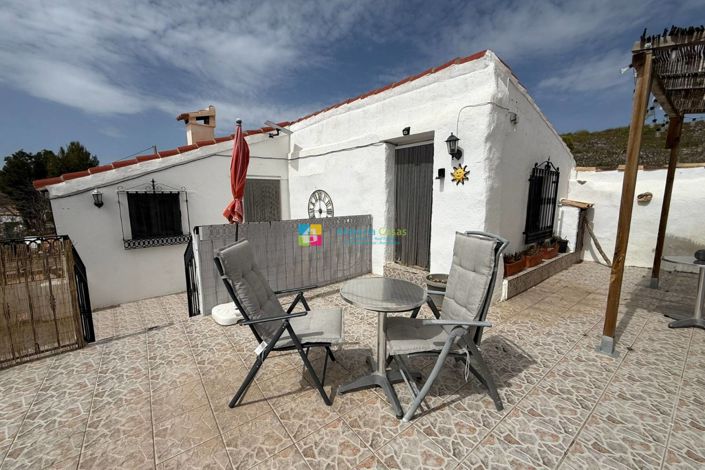 Image No.42-5 Bed Country House for sale