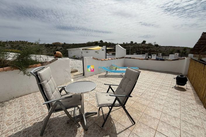 Image No.50-5 Bed Country House for sale