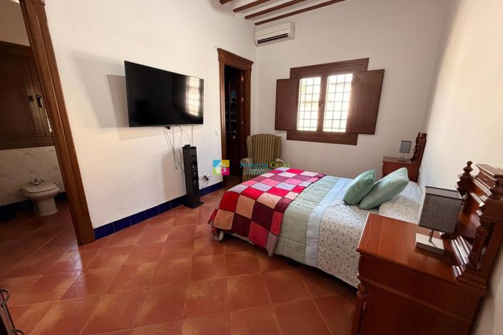 Image No.20-4 Bed Villa for sale