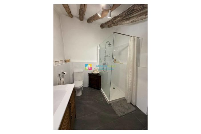 Image No.17-3 Bed Country House for sale