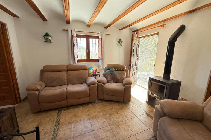 Image No.5-3 Bed Country House for sale