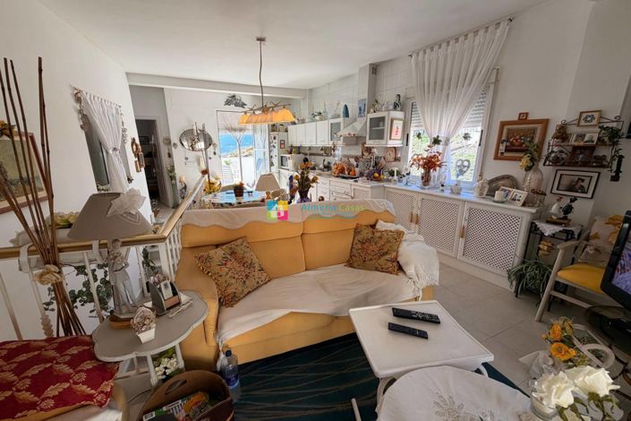 Image No.16-5 Bed Townhouse for sale