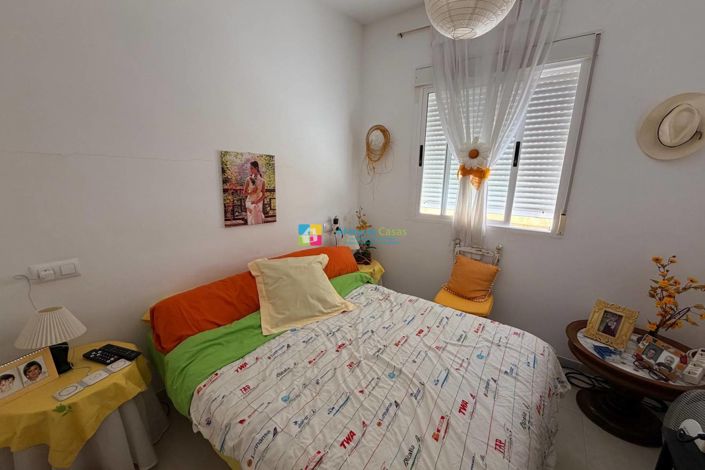 Image No.25-5 Bed Townhouse for sale