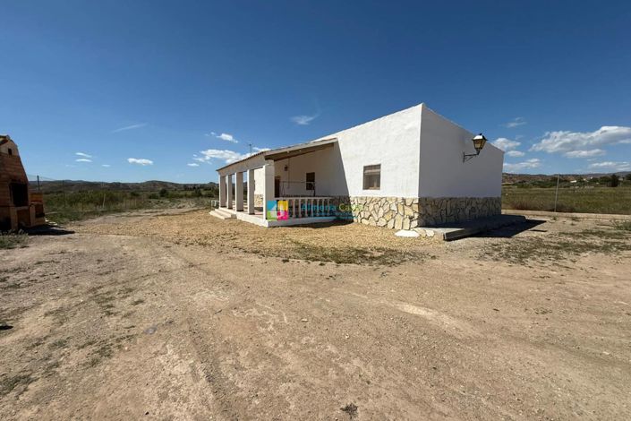 Image No.19-2 Bed Country House for sale