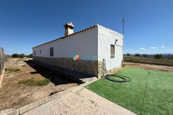 Image No.23-2 Bed Country House for sale