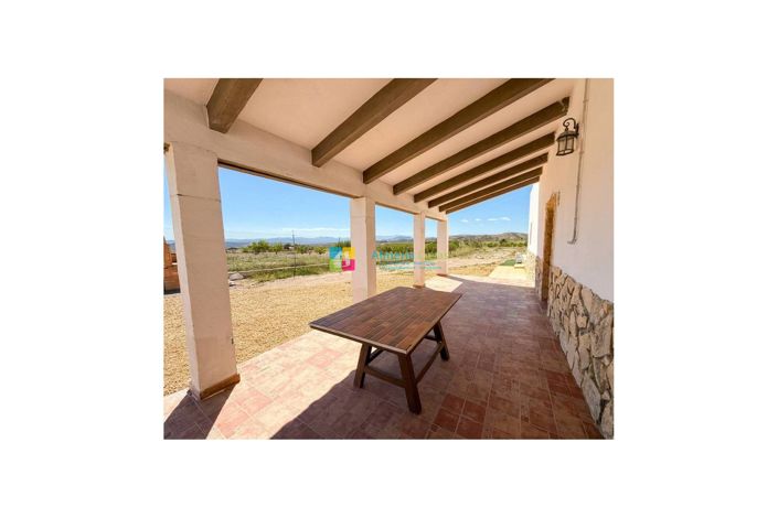 Image No.4-2 Bed Country House for sale