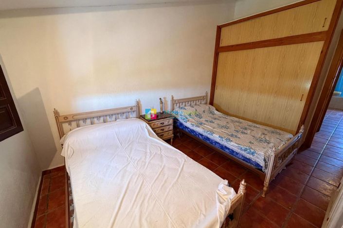 Image No.22-5 Bed Country House for sale