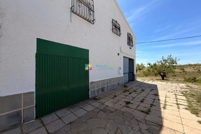 Image No.3-5 Bed Country House for sale
