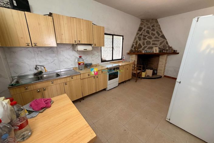 Image No.30-5 Bed Country House for sale