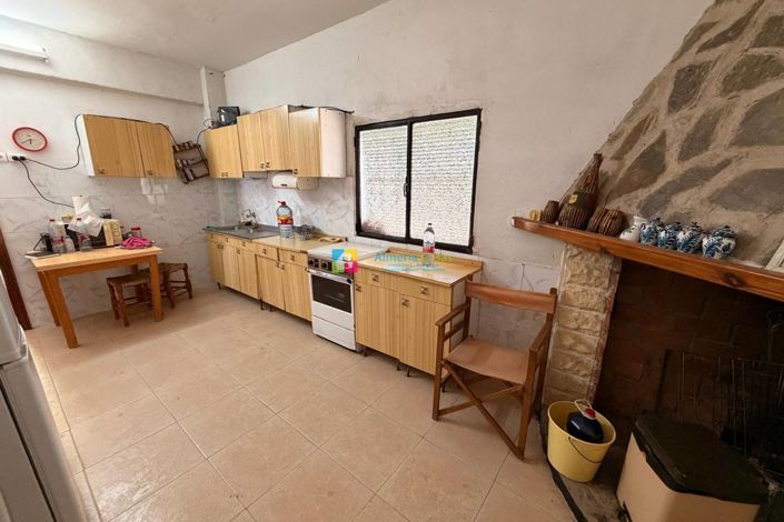 Image No.31-5 Bed Country House for sale