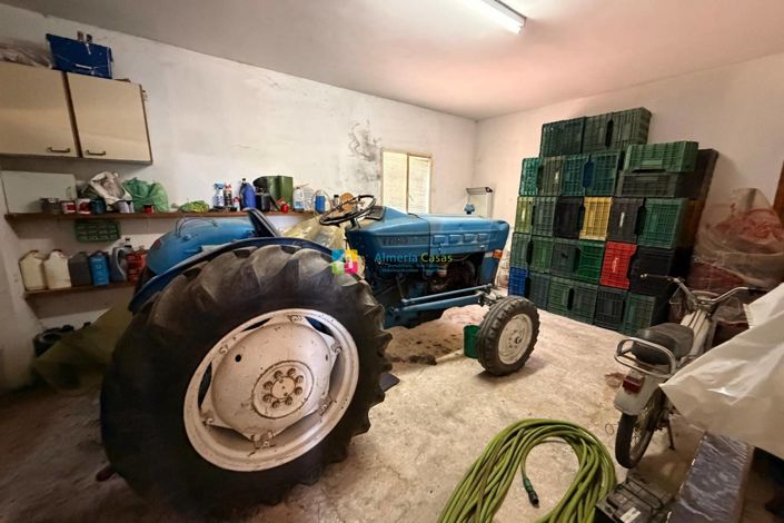 Image No.35-5 Bed Country House for sale