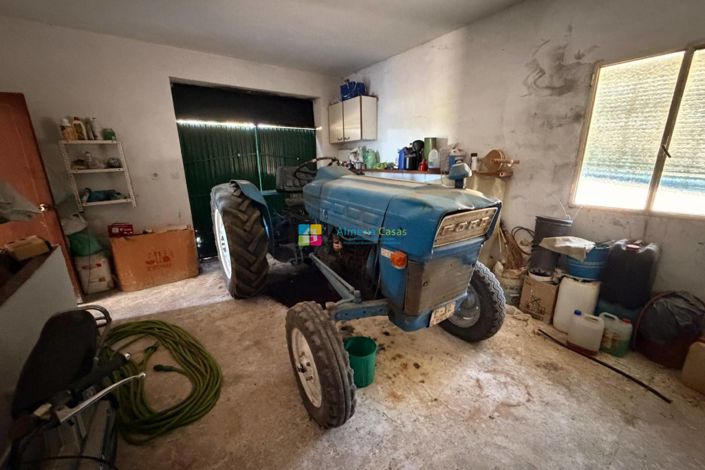 Image No.36-5 Bed Country House for sale