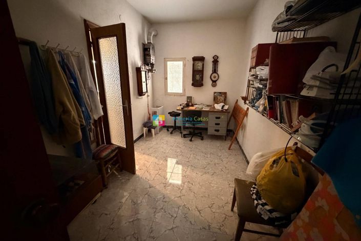 Image No.37-5 Bed Country House for sale