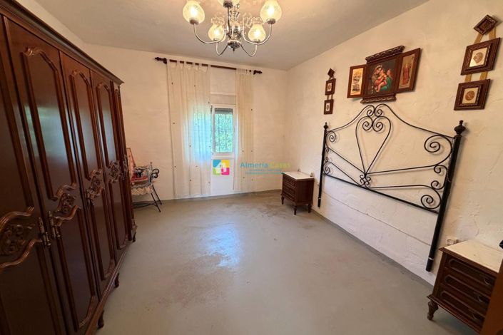 Image No.20-7 Bed Country House for sale