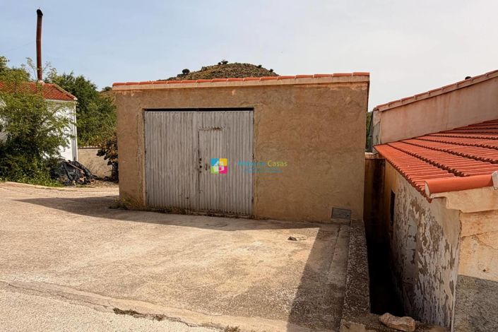 Image No.29-7 Bed Country House for sale