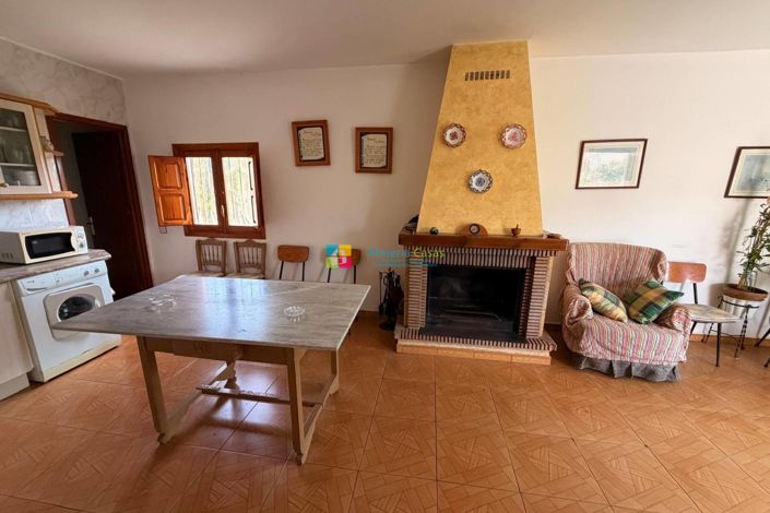 Image No.6-7 Bed Country House for sale