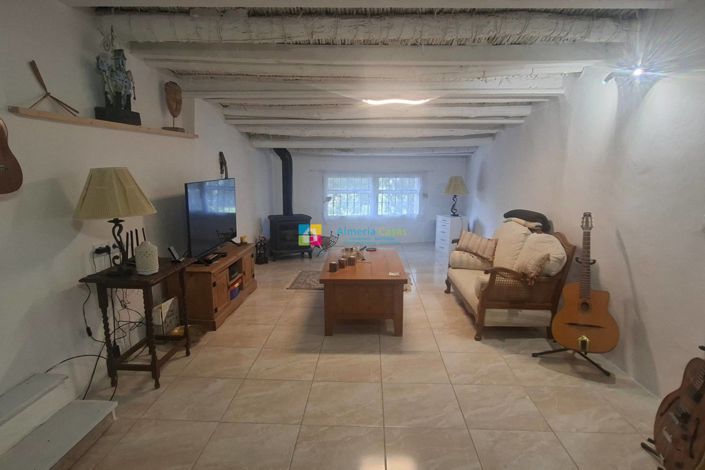 Image No.22-5 Bed Townhouse for sale