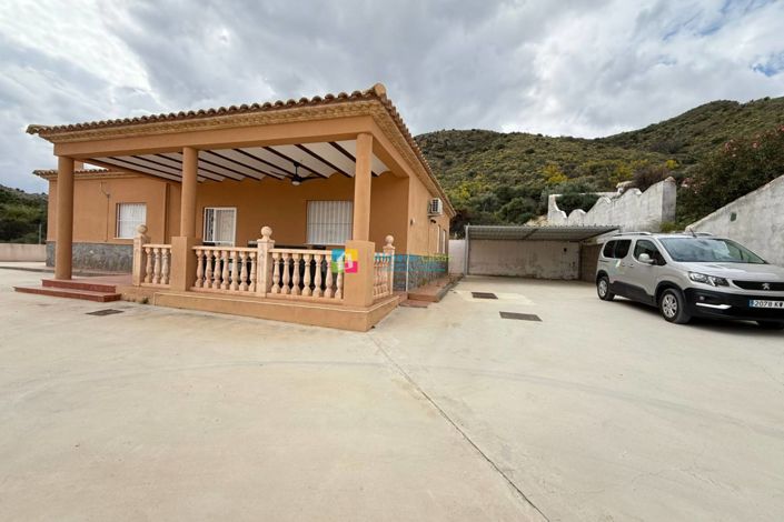 Image No.3-Villa de 3 chambres à vendre à Almanzora