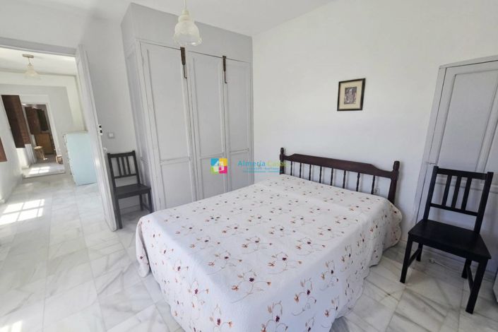 Image No.15-3 Bed Country House for sale