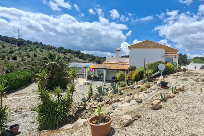 Image No.22-4 Bed Country House for sale