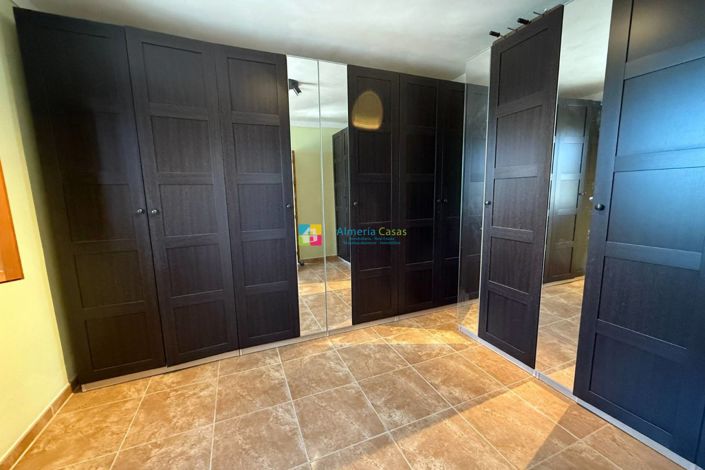 Image No.25-5 Bed Country House for sale