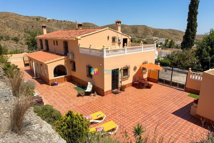 Image No.3-5 Bed Country House for sale