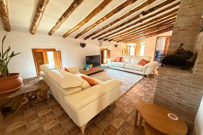 Image No.31-5 Bed Country House for sale