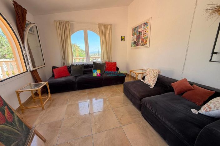 Image No.50-5 Bed Country House for sale
