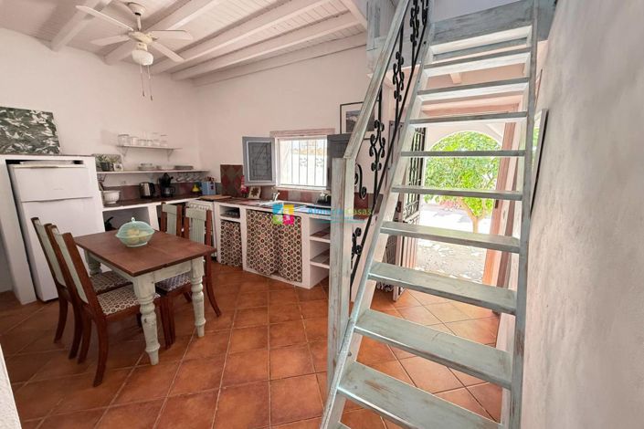 Image No.36-5 Bed Townhouse for sale
