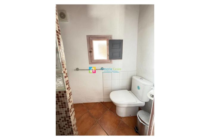 Image No.43-5 Bed Townhouse for sale