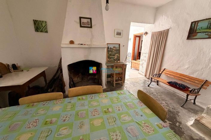 Image No.13-8 Bed Country House for sale