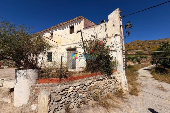 Image No.3-8 Bed Country House for sale