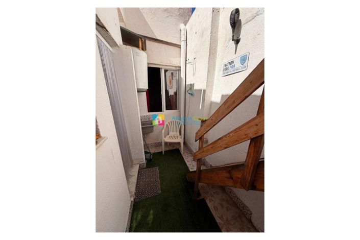 Image No.14-3 Bed Townhouse for sale