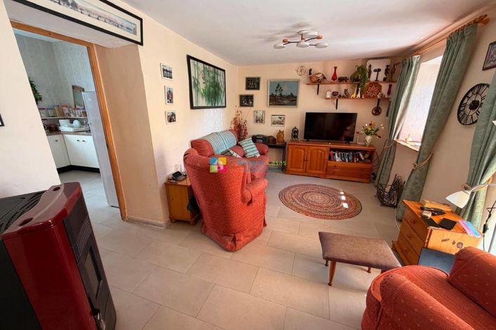 Image No.4-3 Bed Townhouse for sale